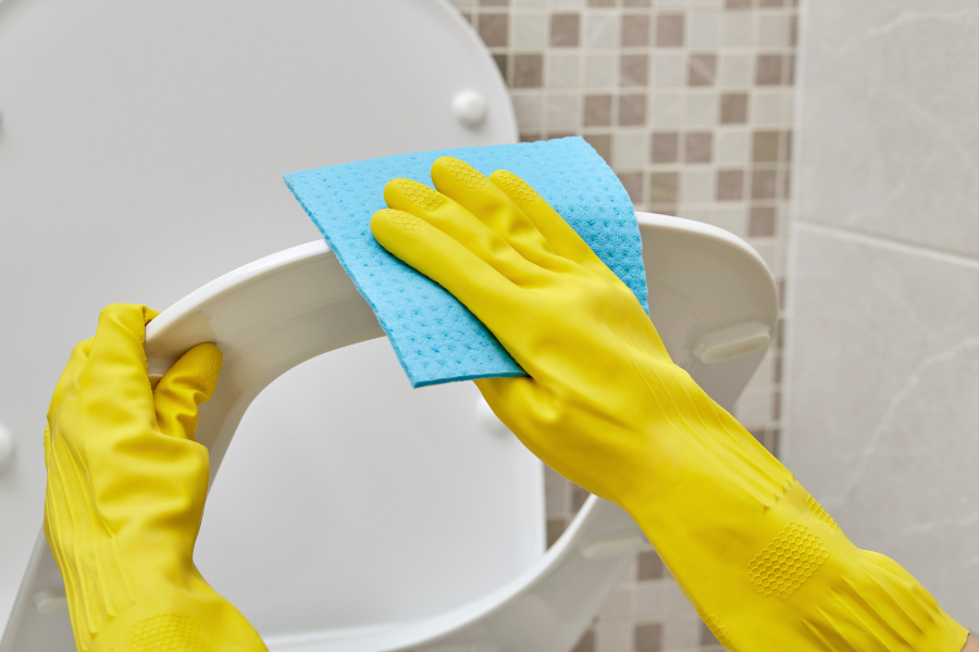 Dicas incríveis para clarear a tampa do vaso sanitário